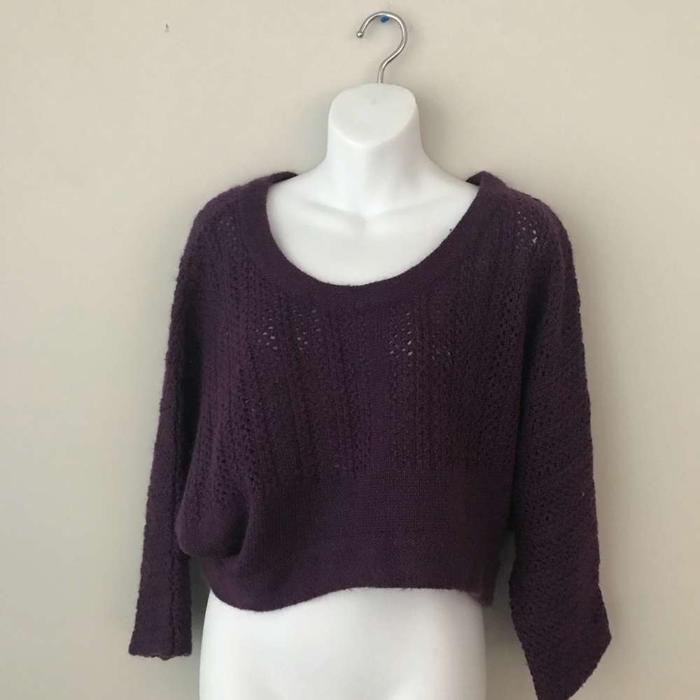 Moda Plum Cropped Sweater Size S
